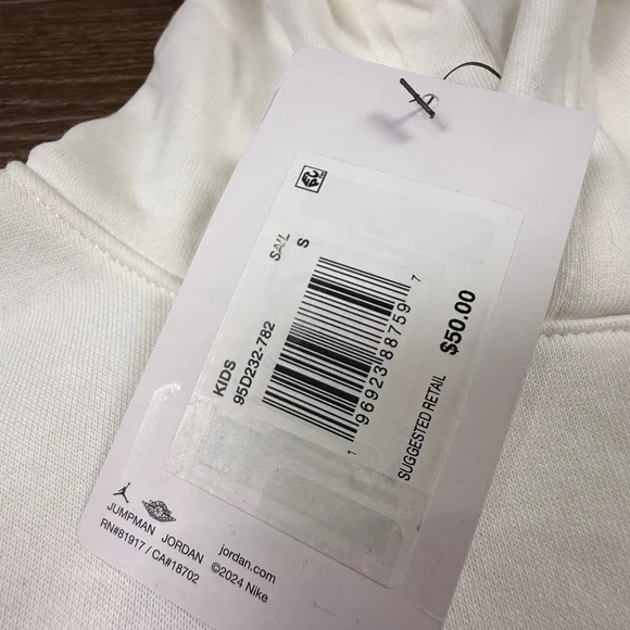 Jordan Youth Colorblock Hoodie NWT Sz S Tan/Cream, Basketball Back to School - Picture 3 of 12